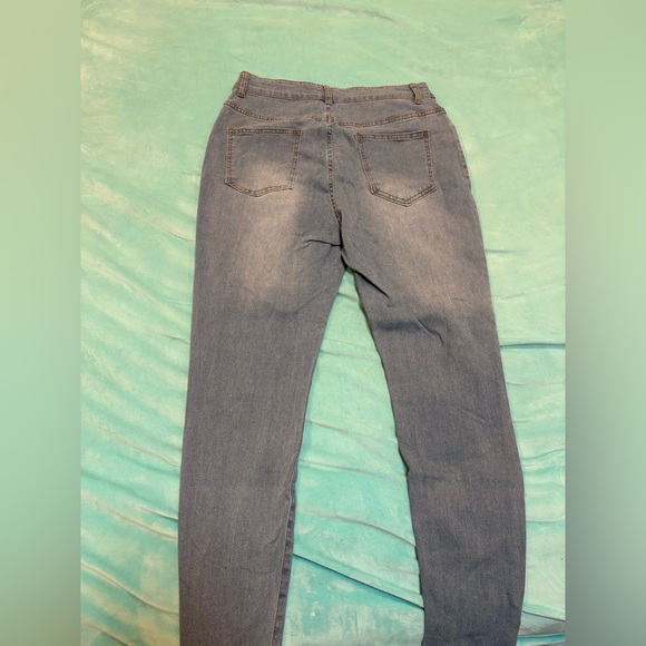 Women's Blue Jeans - Picture 2 of 2